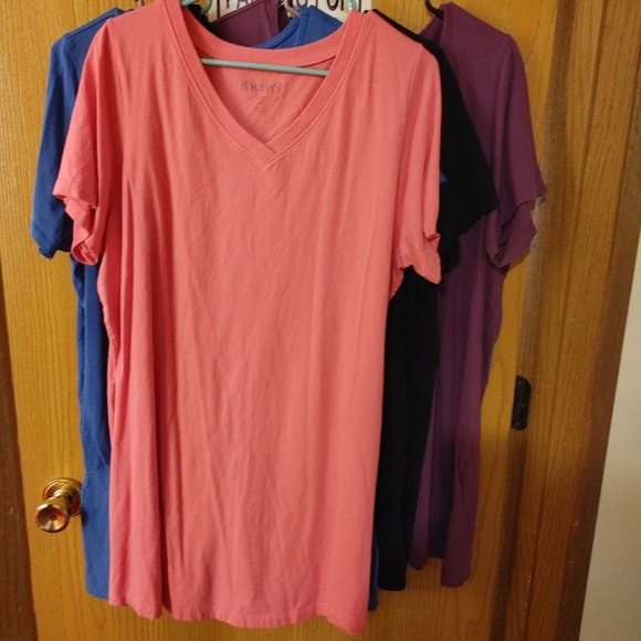 Roaman's Tops - 2/$20 😊Bundle of 4 Roamans Tunics SZ 18/20